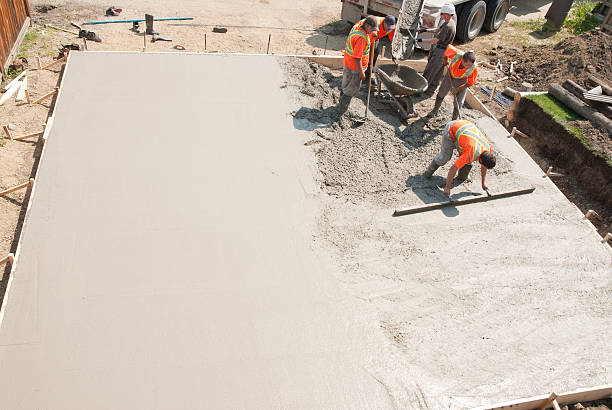 Best Residential Concrete Solutions in Frazeysburg, OH